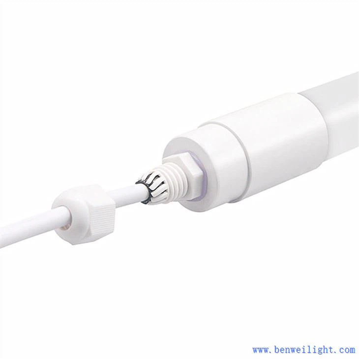 पोल्ट्री एलईडी ट्यूब 18 वाट