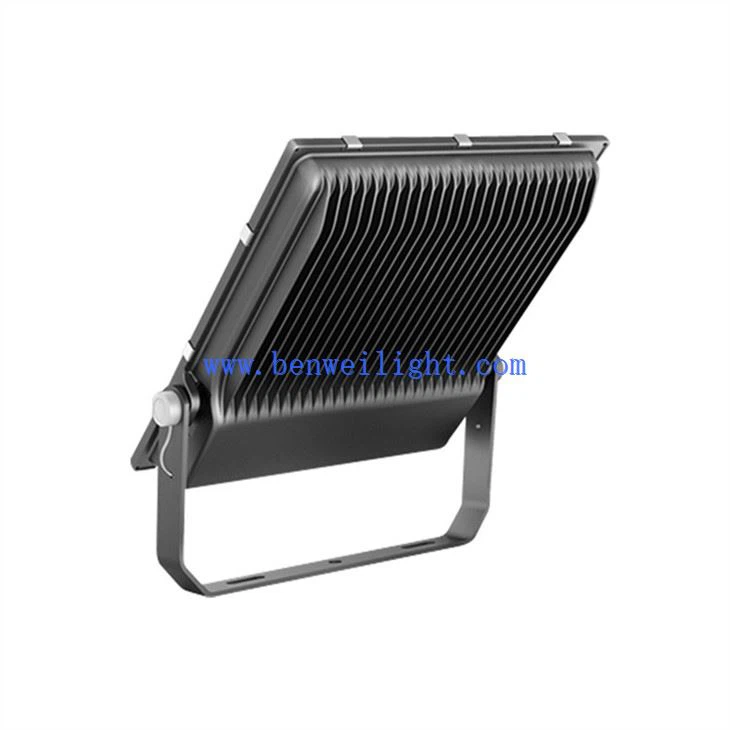 सर्वश्रेष्ठ सौर सुरक्षा लाइट