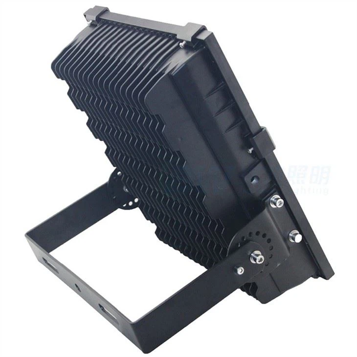 स्टाइलिश आउटडोर फ्लड लाइट्स