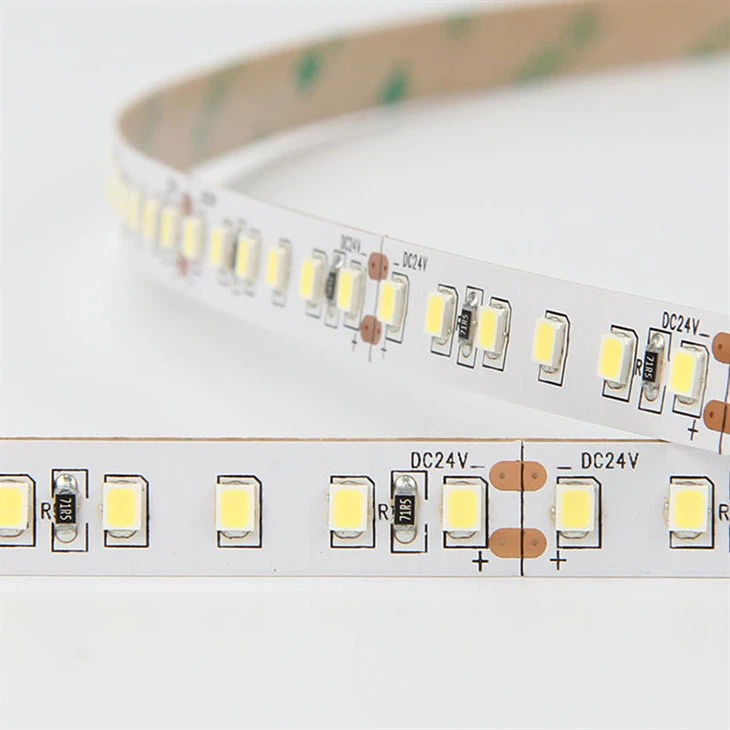 IP65 अल्ट्रा हाई ब्राइट SMD2835 LED लाइट स्ट्रिप