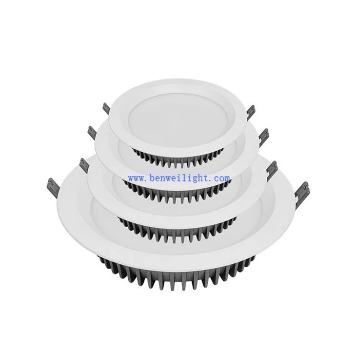 अल्ट्रा-थिन डाउन लाइट्स
